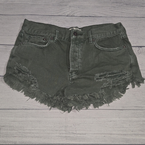 Free People We The Free Loving Good Vibrations Shorts Green Size 27 - Picture 1 of 9